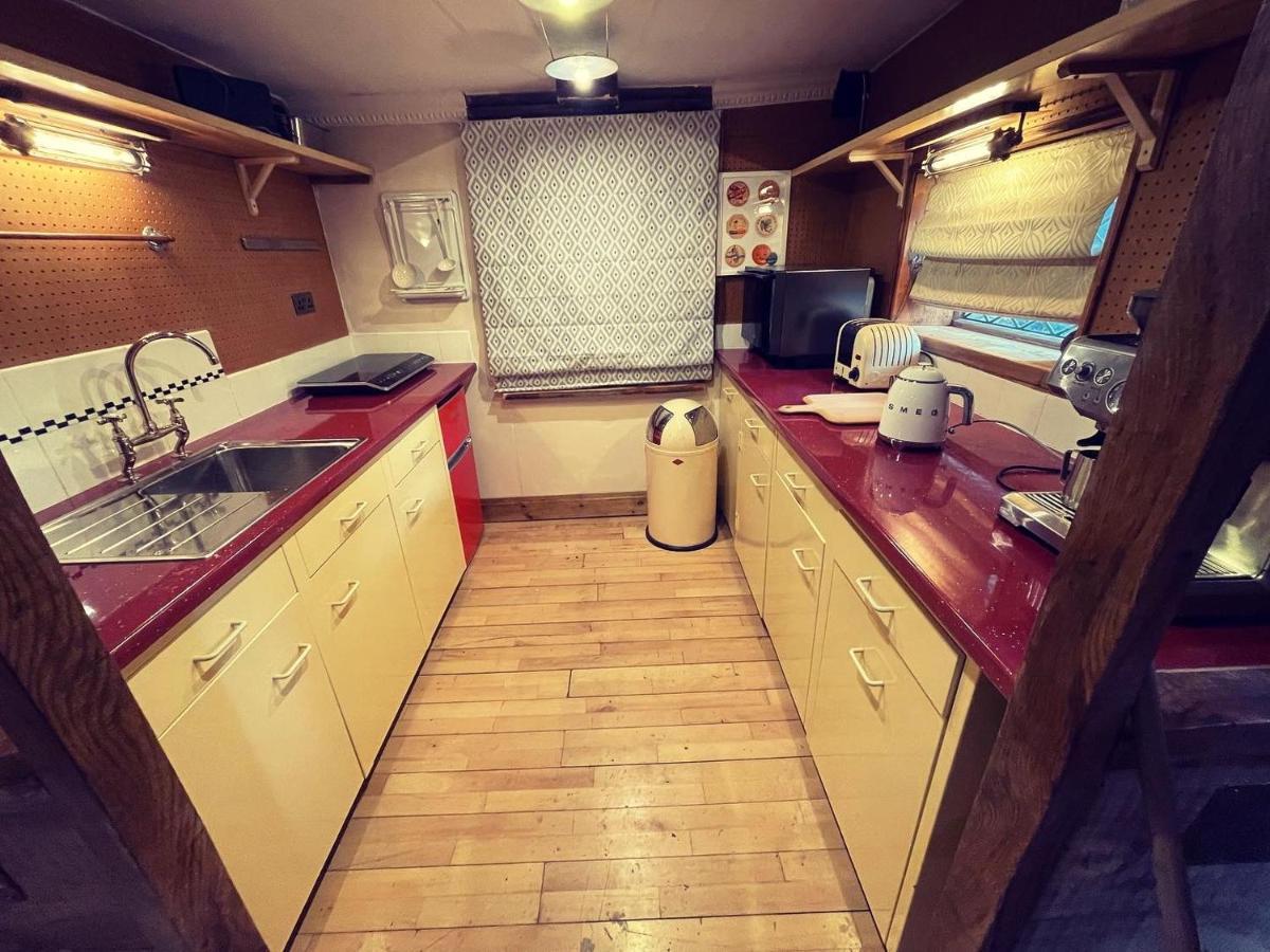 Remarkable Boultons Barn With Hot Tub Newton Abbot Extérieur photo