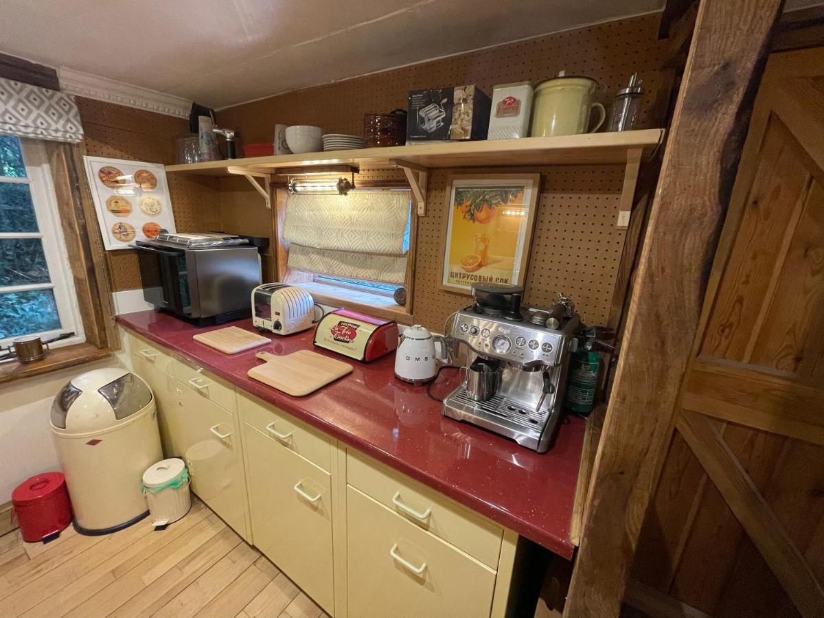 Remarkable Boultons Barn With Hot Tub Newton Abbot Extérieur photo