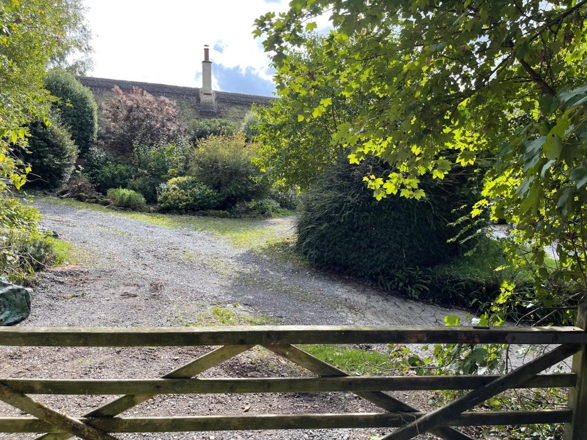 Remarkable Boultons Barn With Hot Tub Newton Abbot Extérieur photo
